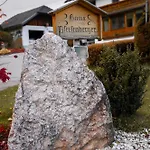Haus Pfeifenberger 3*
