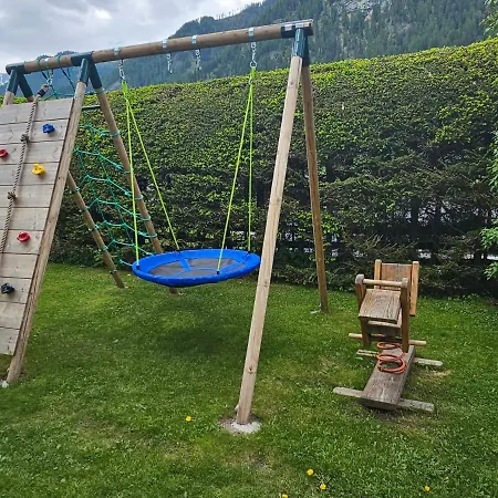 Haus Pfeifenberger Guest house