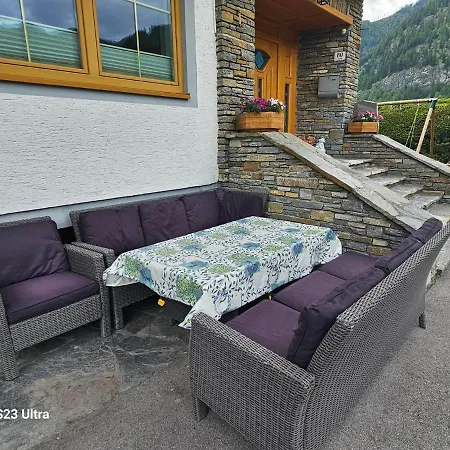 Haus Pfeifenberger Pensionat 3*