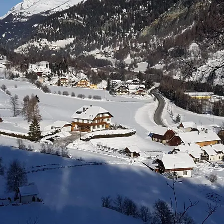 Haus Pfeifenberger 3* Zederhaus